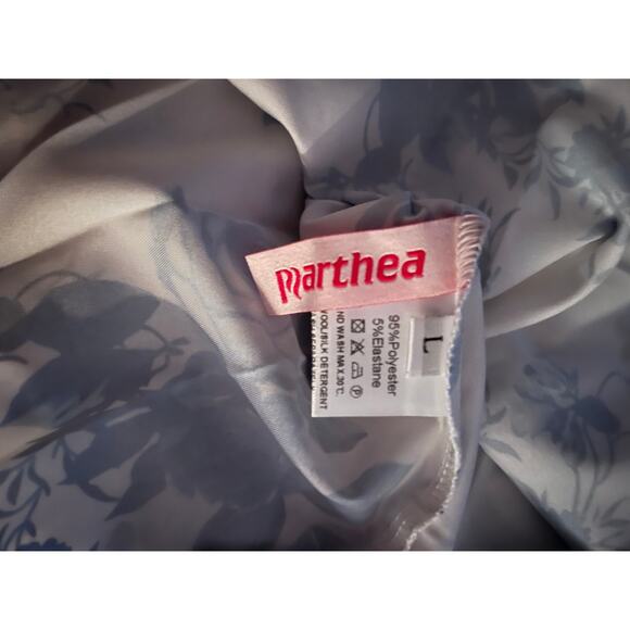 Marthea Maxi Dress – Wine & Blue Floral Lace-Up Size L – Summer Casual, Elegant - Picture 3 of 3